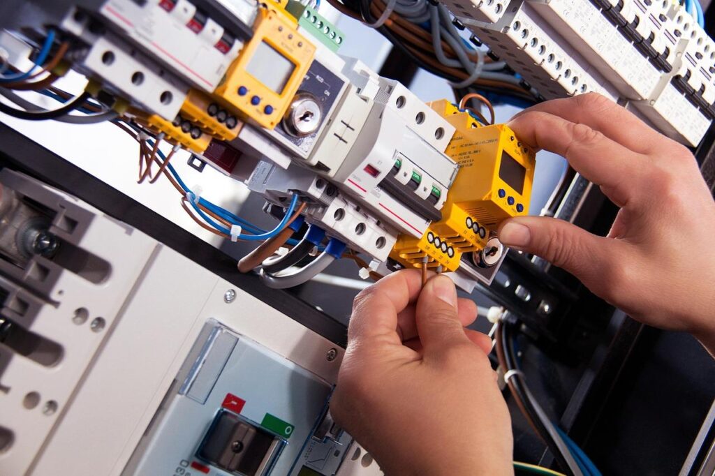 Elektricien Dordrecht met snelle spoedservice ter plaatse voor stroomuitval en kortsluiting reparatie